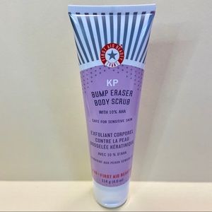 🦵First Aid Beauty- Bump Eraser-Exfoliant🍑